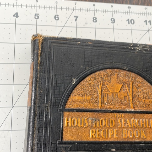 The Household Searchlight Recipe Book, by The Household Magazine 1940 - Picture 15 of 16